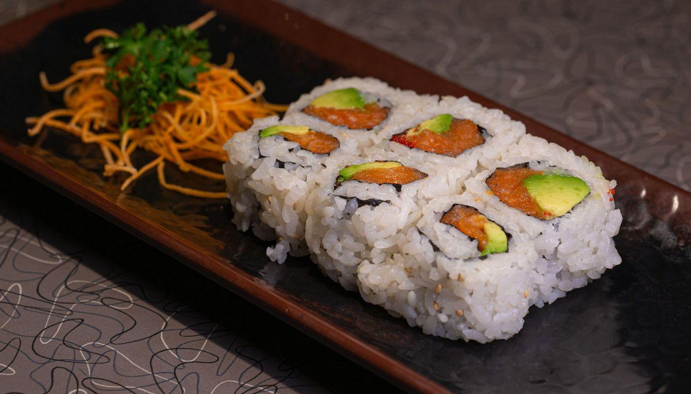 Smoked Salmon Maki(6pcs)