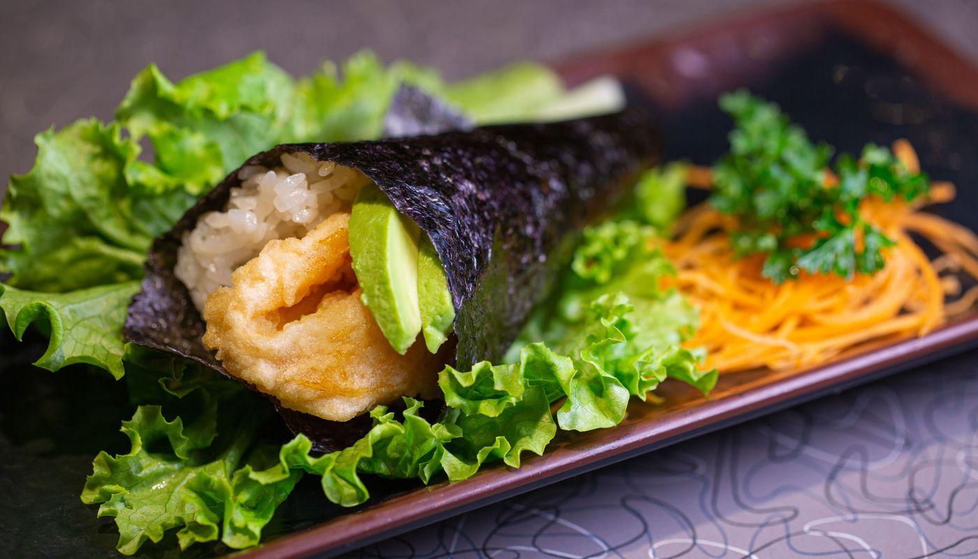 Squash TempuraandAvocado HandRoll(1pc)