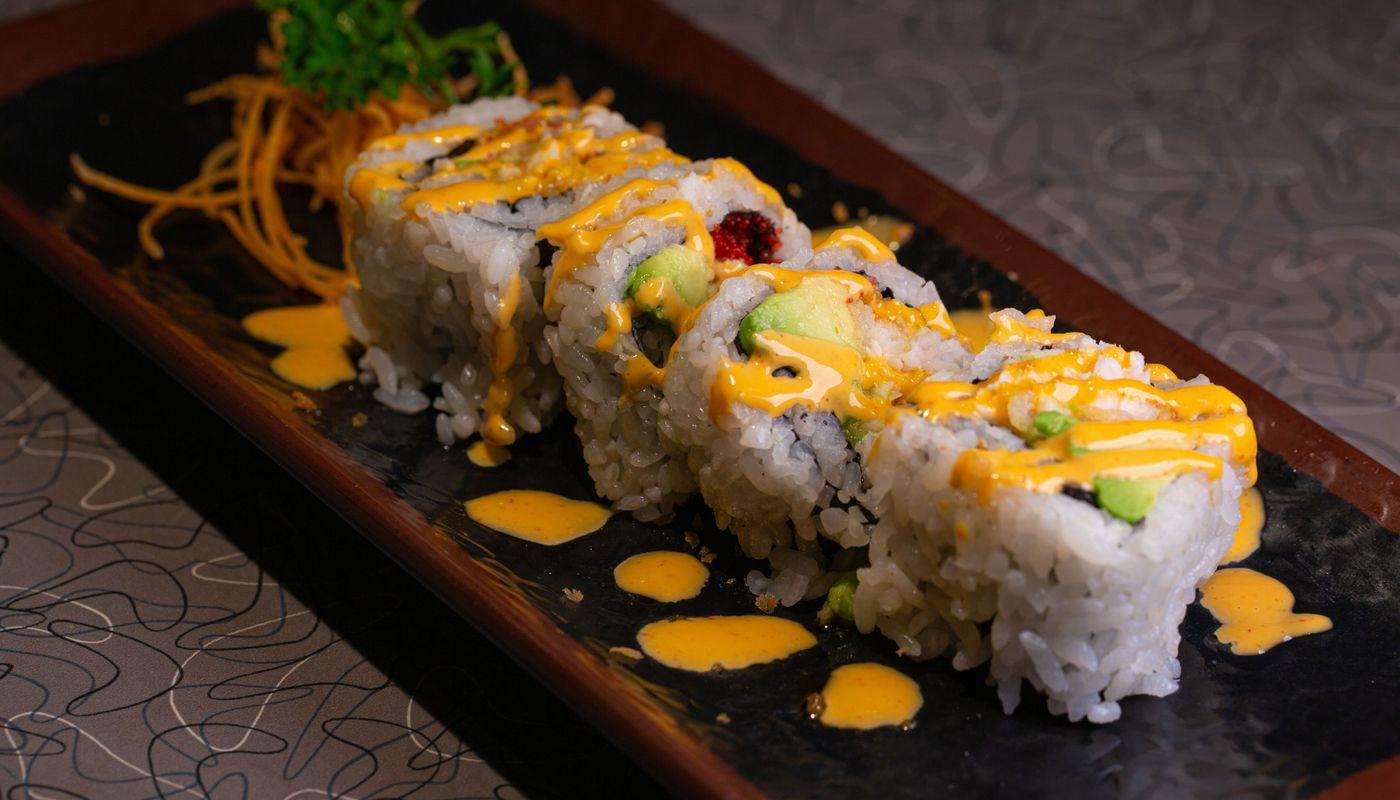 Tropical Roll (4pcs)