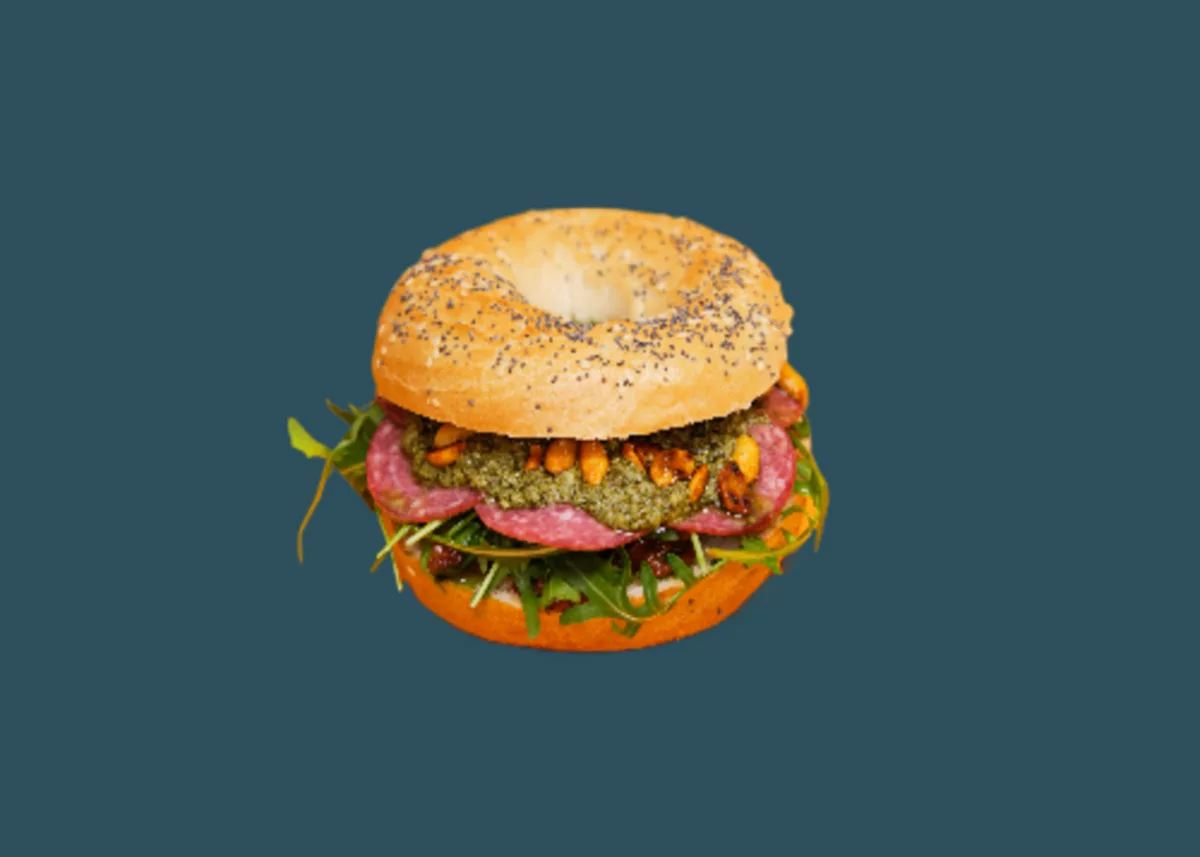 Bajgiel z salami