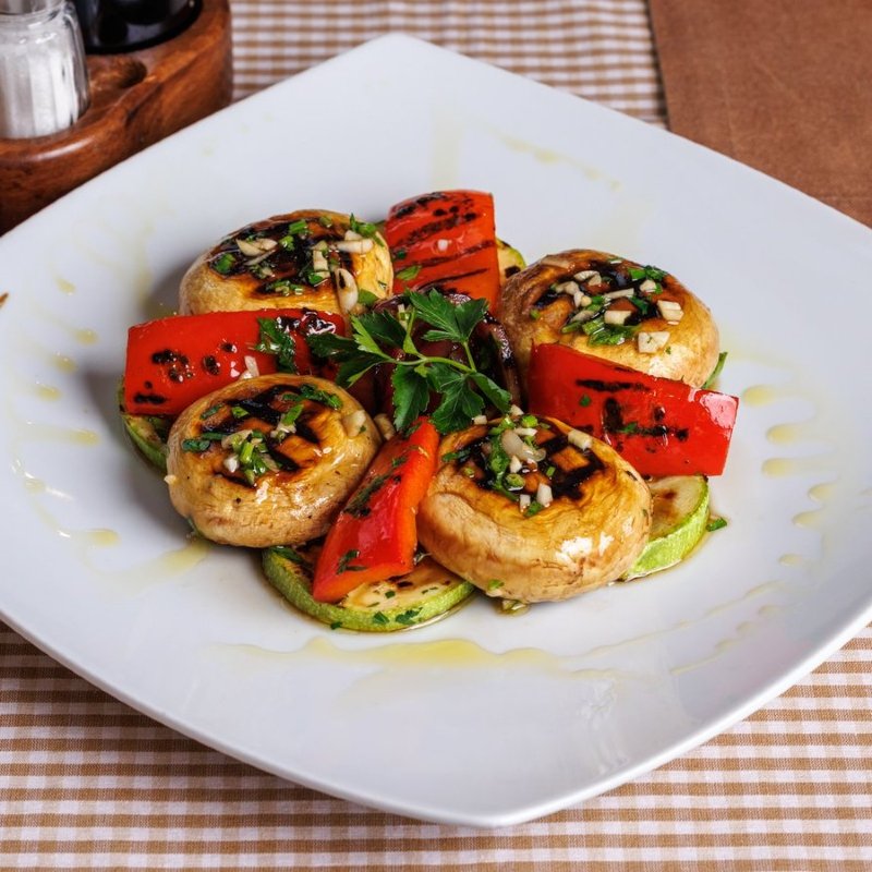 Garnitura legume la gratar