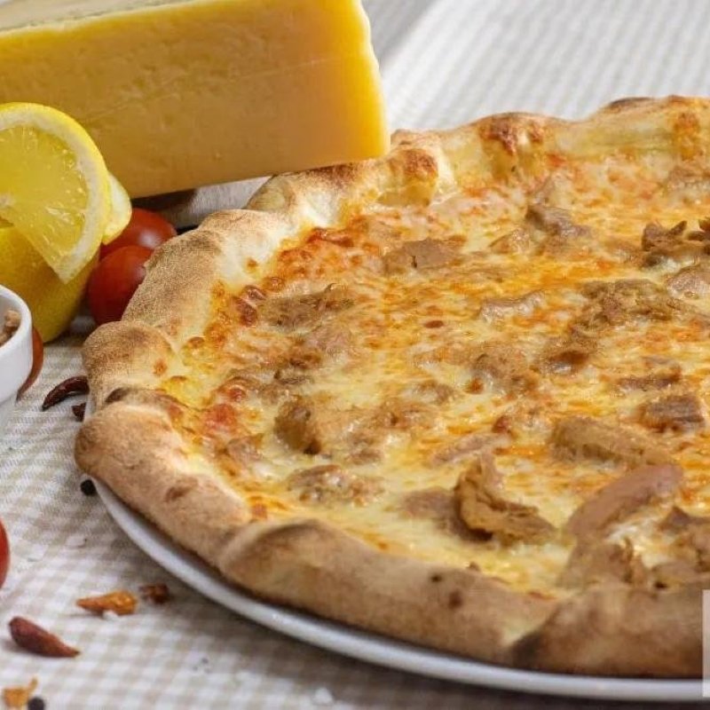 Pizza Al tonno