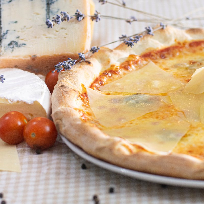 Pizza Quattro formaggi