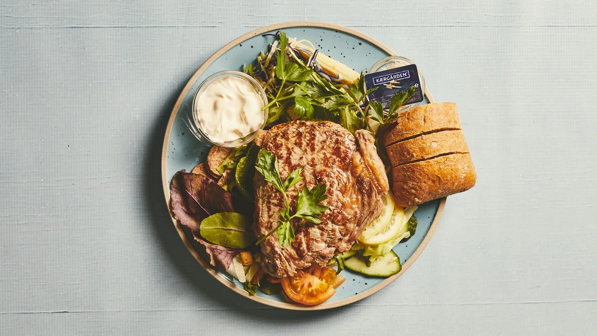 Caesarsalat okse Combo