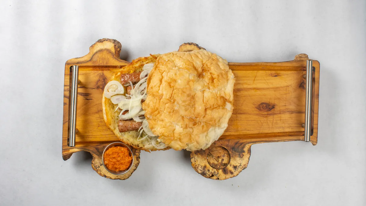 Ćevapi u lepinji mali