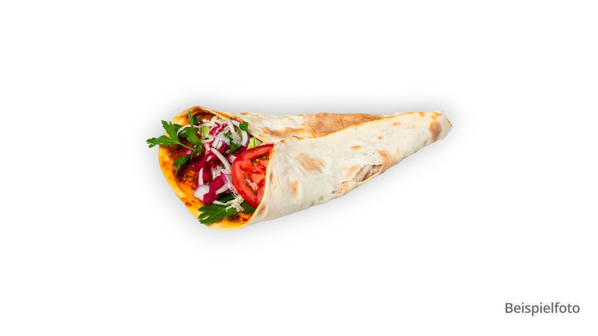 Lahmacun mit Salat