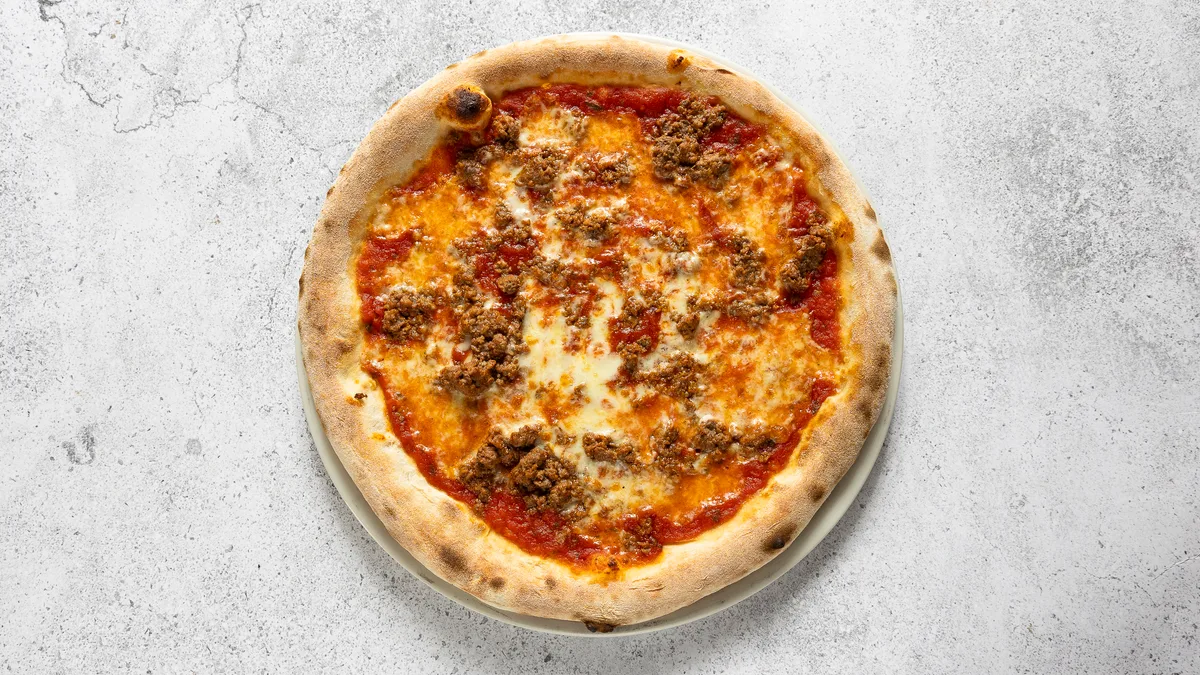 Bolognese pizza (32 cm)