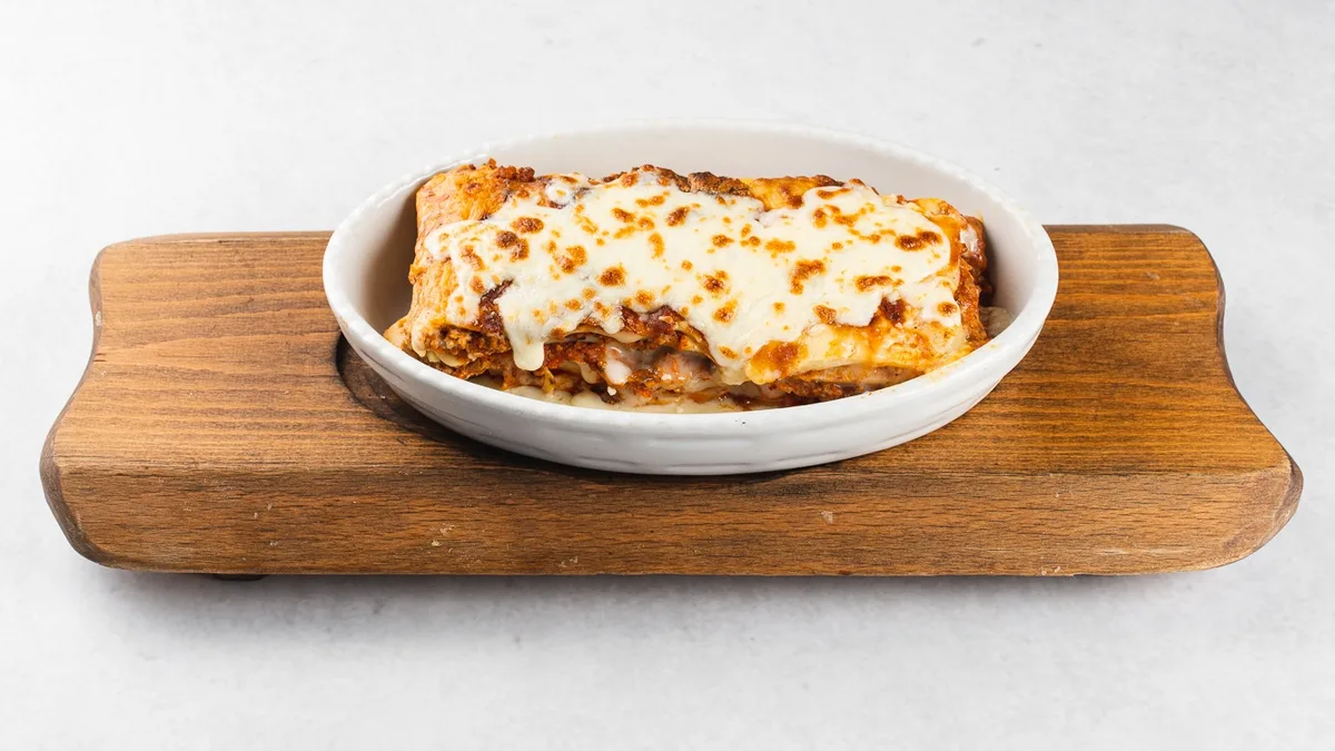 Lazanja Bolognese