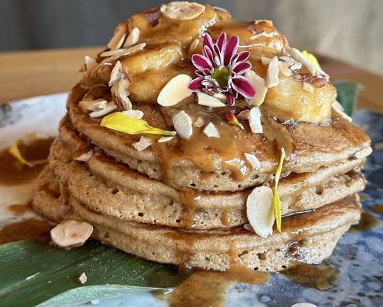 Almond banana pancakes