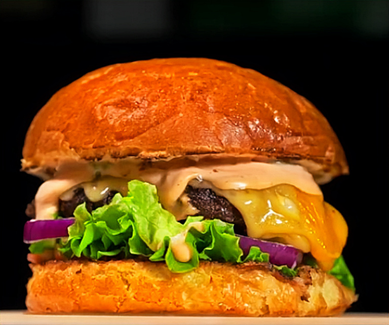 Bacon Cali Burger