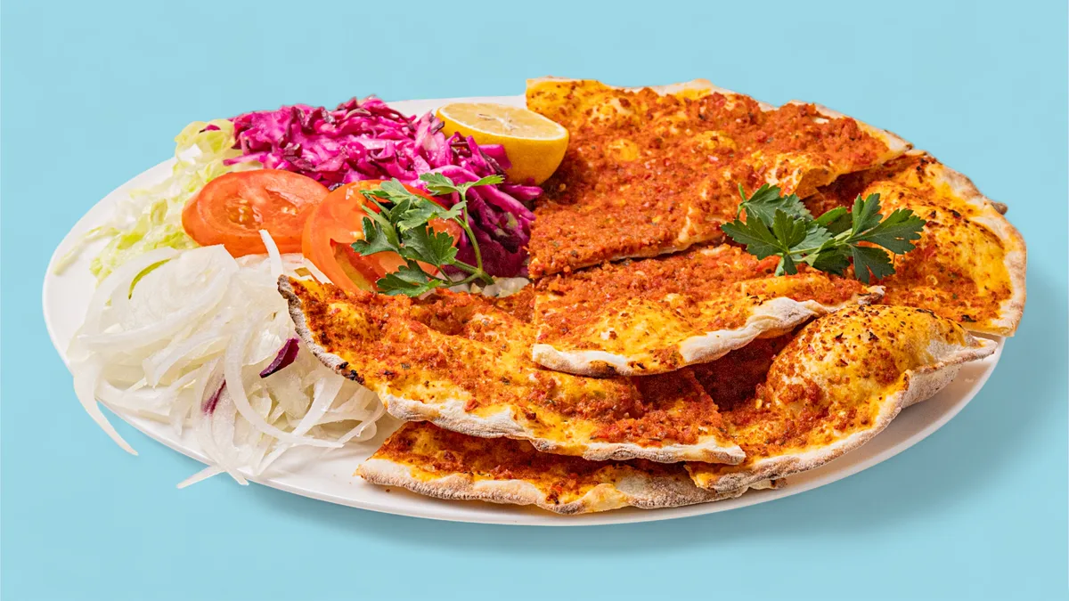 Lahmacun Plate