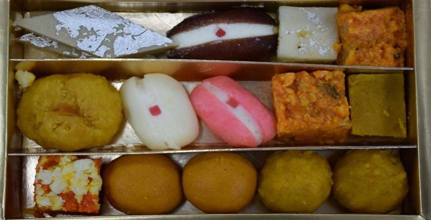 Mix Sweets 1 LB Box- Assortment