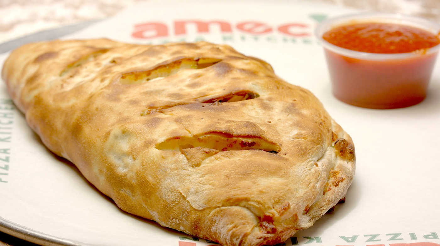Hawaiian Delight Calzone - Calzone