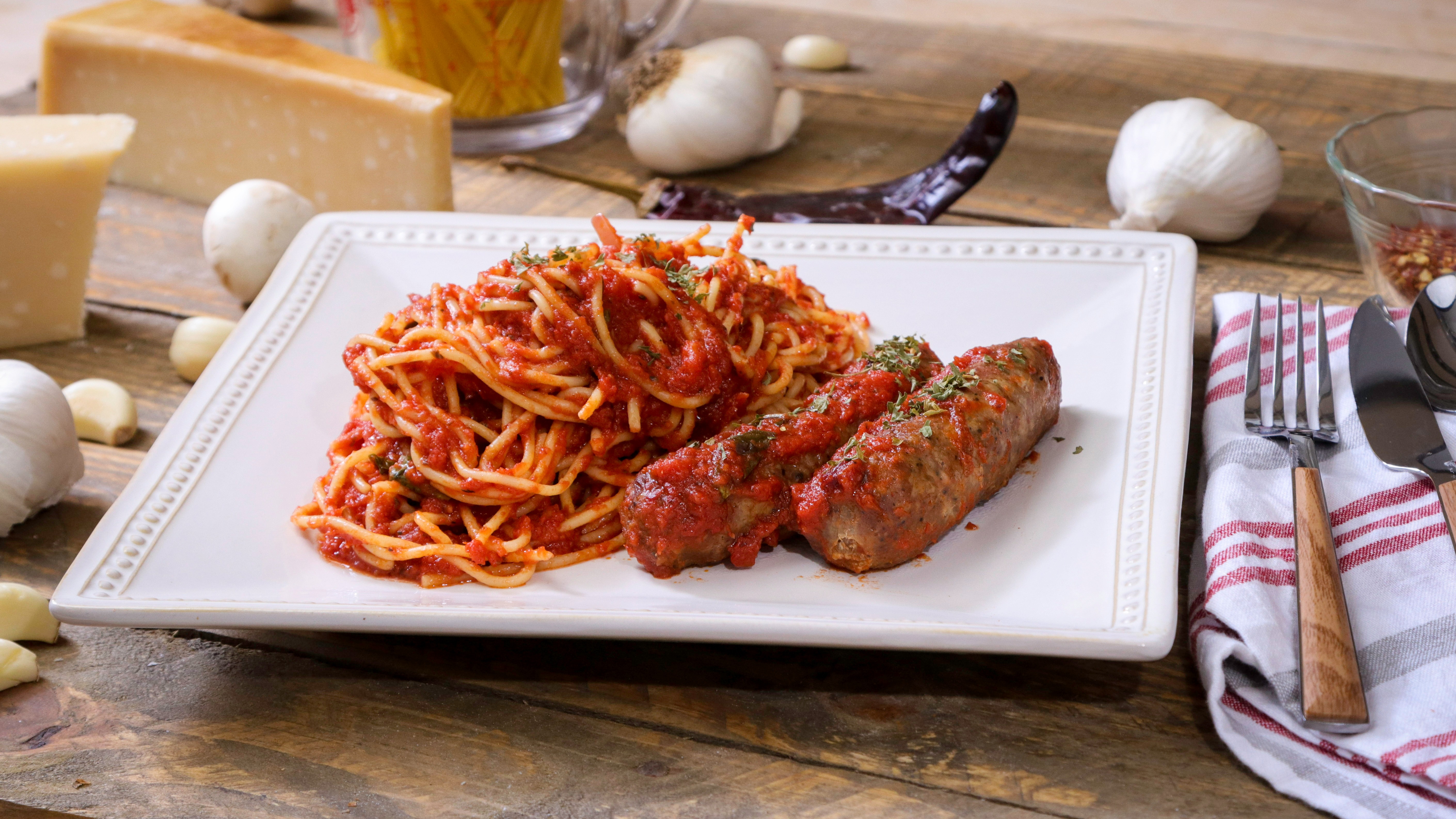 Rigatoni with Sausage and Pepper Catering - Full Tray