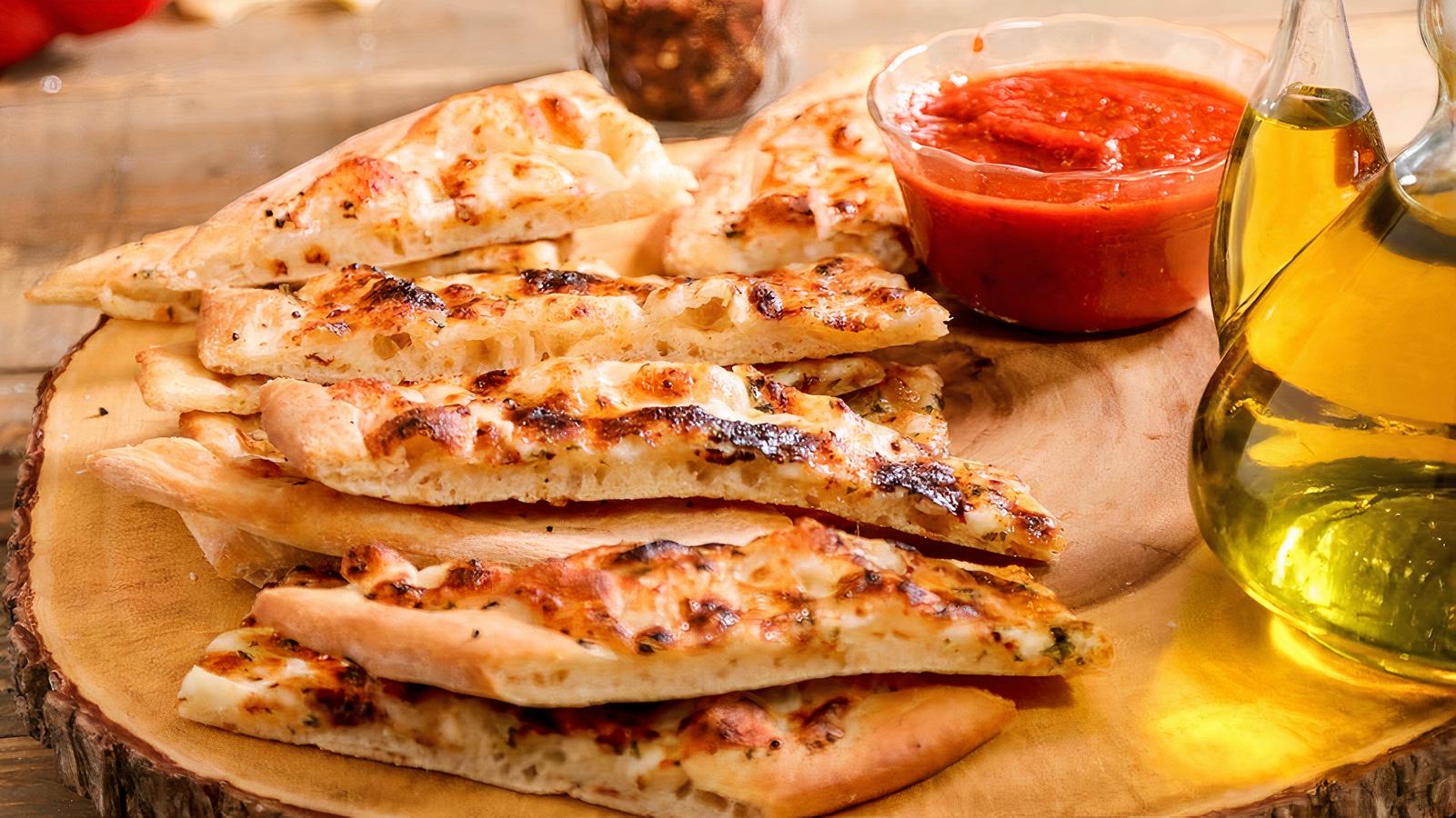 Garlic Cheese Breadsticks