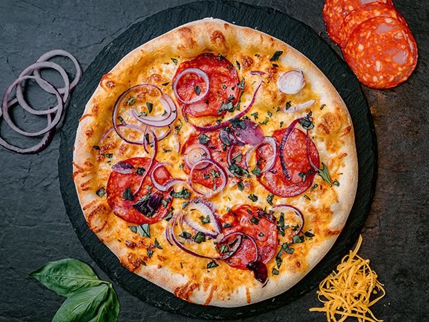 Malá Extra Cheddar Pizza