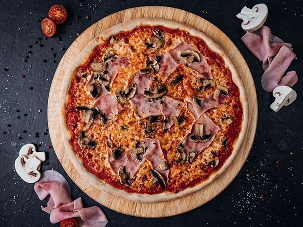 Pizza - Šunka and žampiony