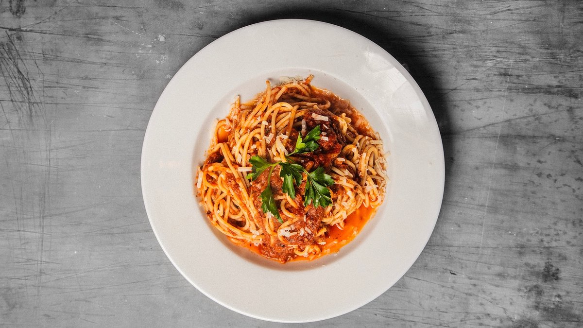 62b. Spaghetti bolognese