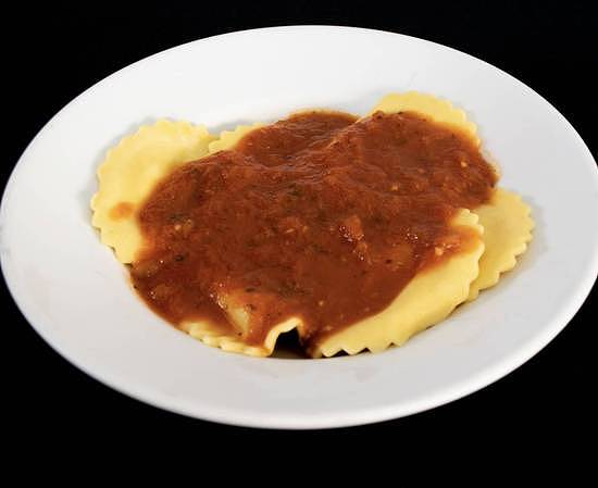 Ravioli Pasta(Cheese or Meat)