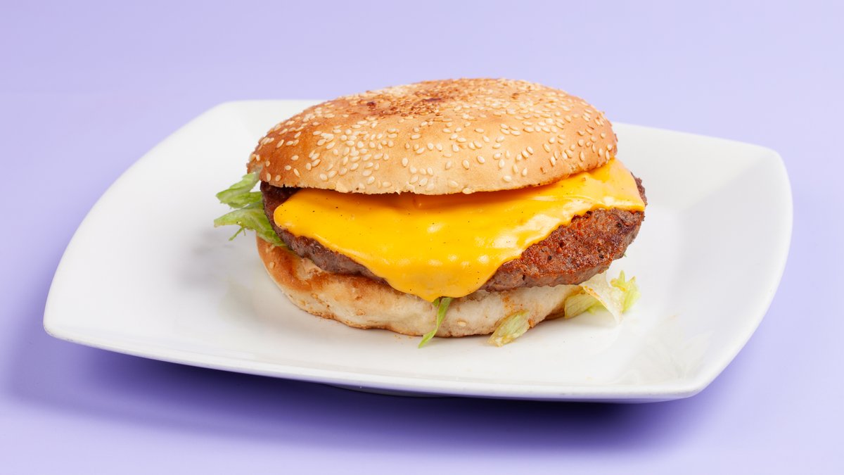 59. Cheeseburger 160g