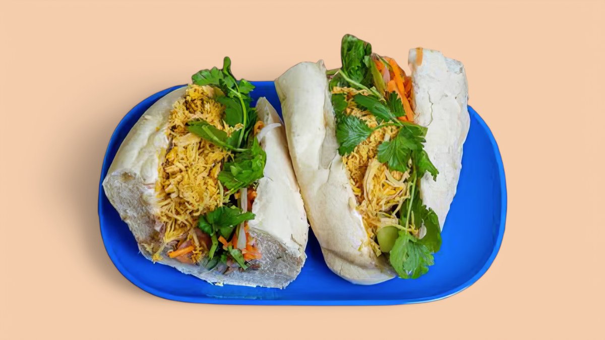 Curry Chicken Banh Mi (S2)