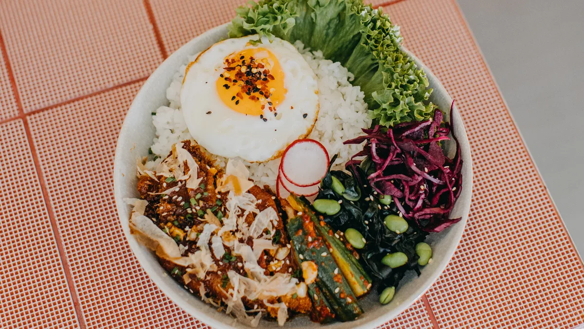 Cơm thịt heo đài loan