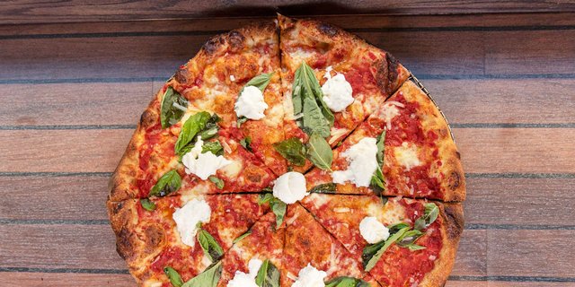 Burrata Margherita Pizza