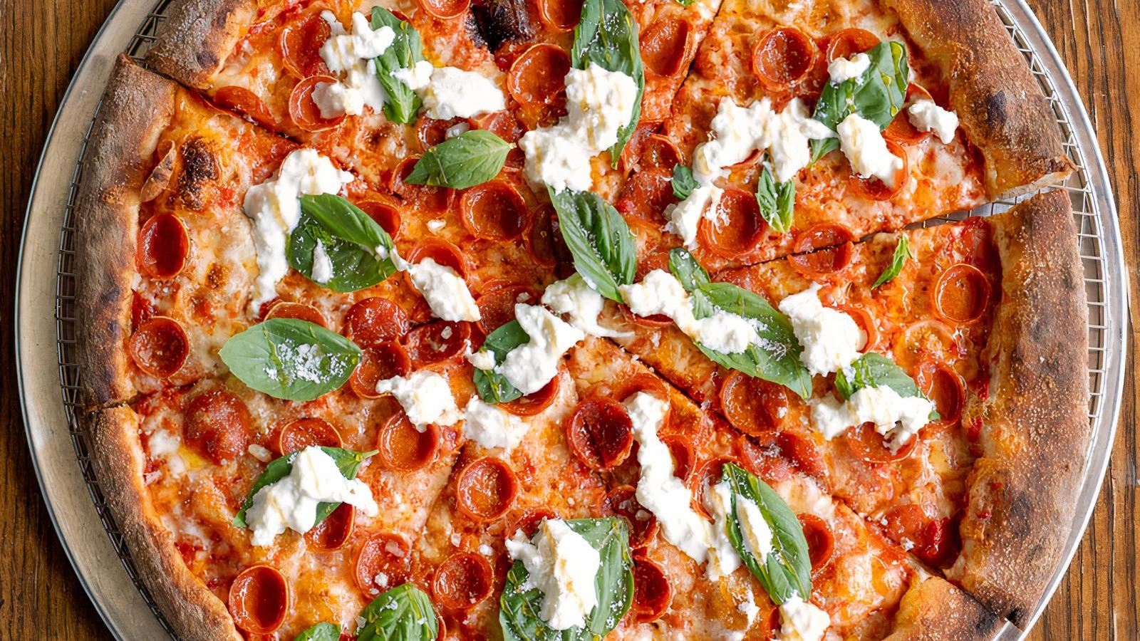 Pepperoni Special (House Favorite!) Pie
