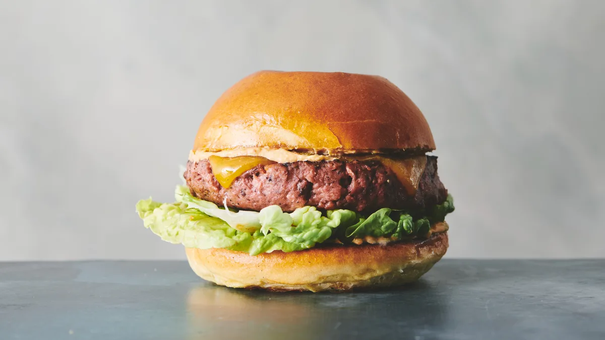 Veggie Burger (V)