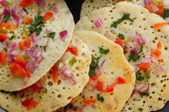 Chili Onion Uthappam