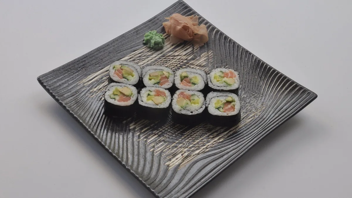 Sake futomaki
