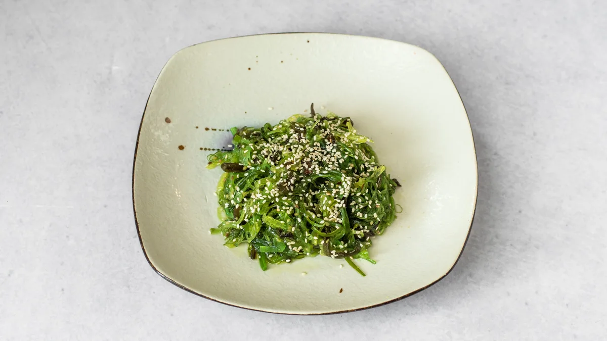 Wakame salad