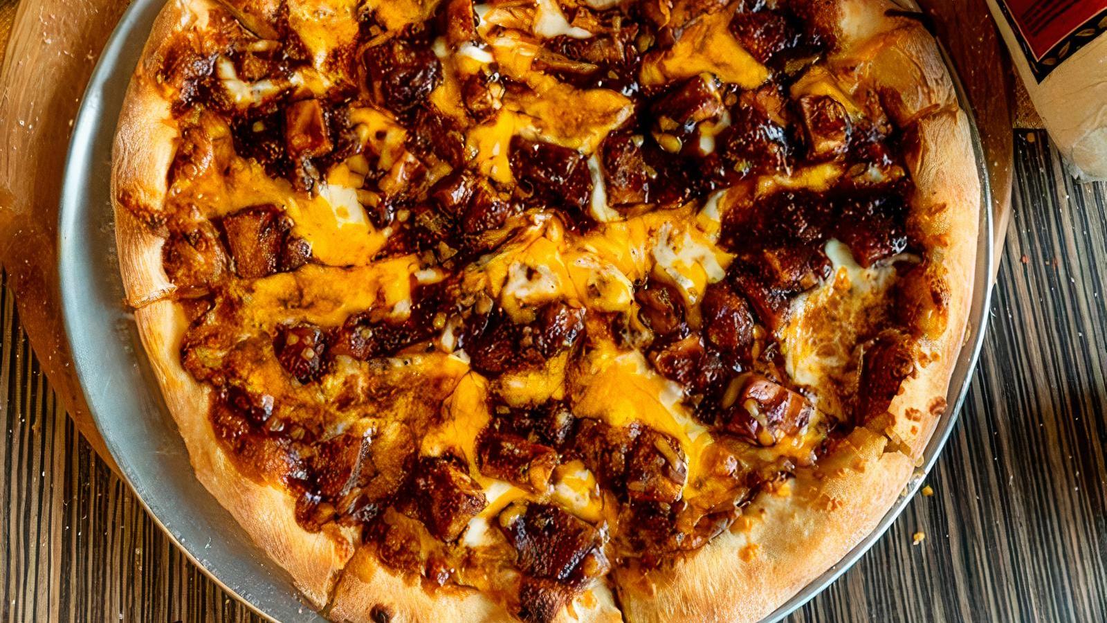 MED BBQ Chicken Pizza