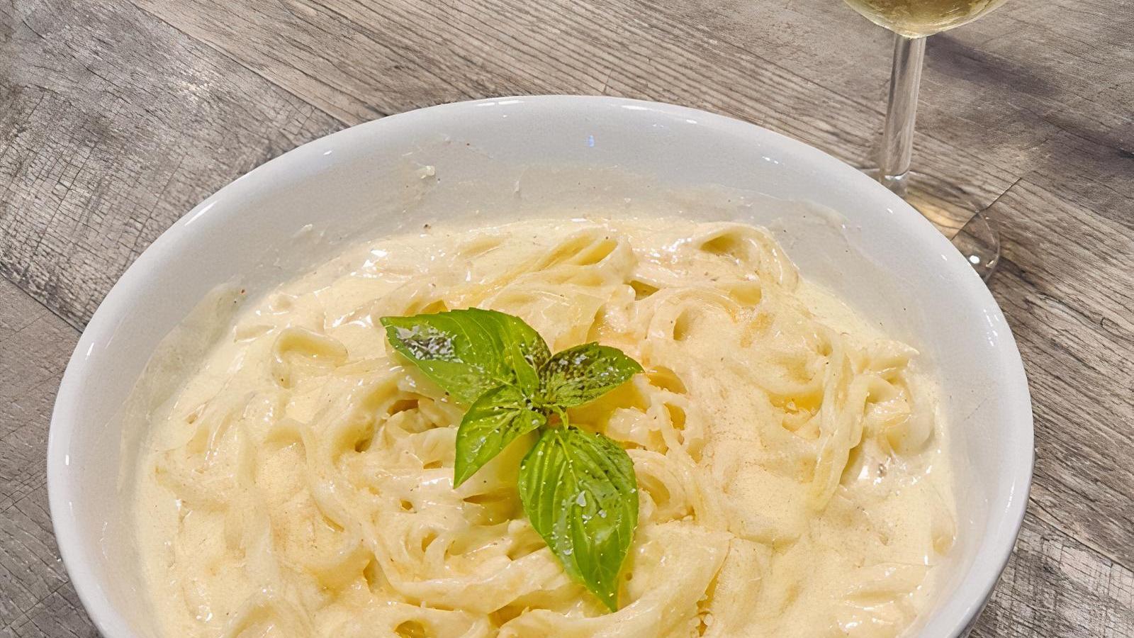 Pasta Alfredo