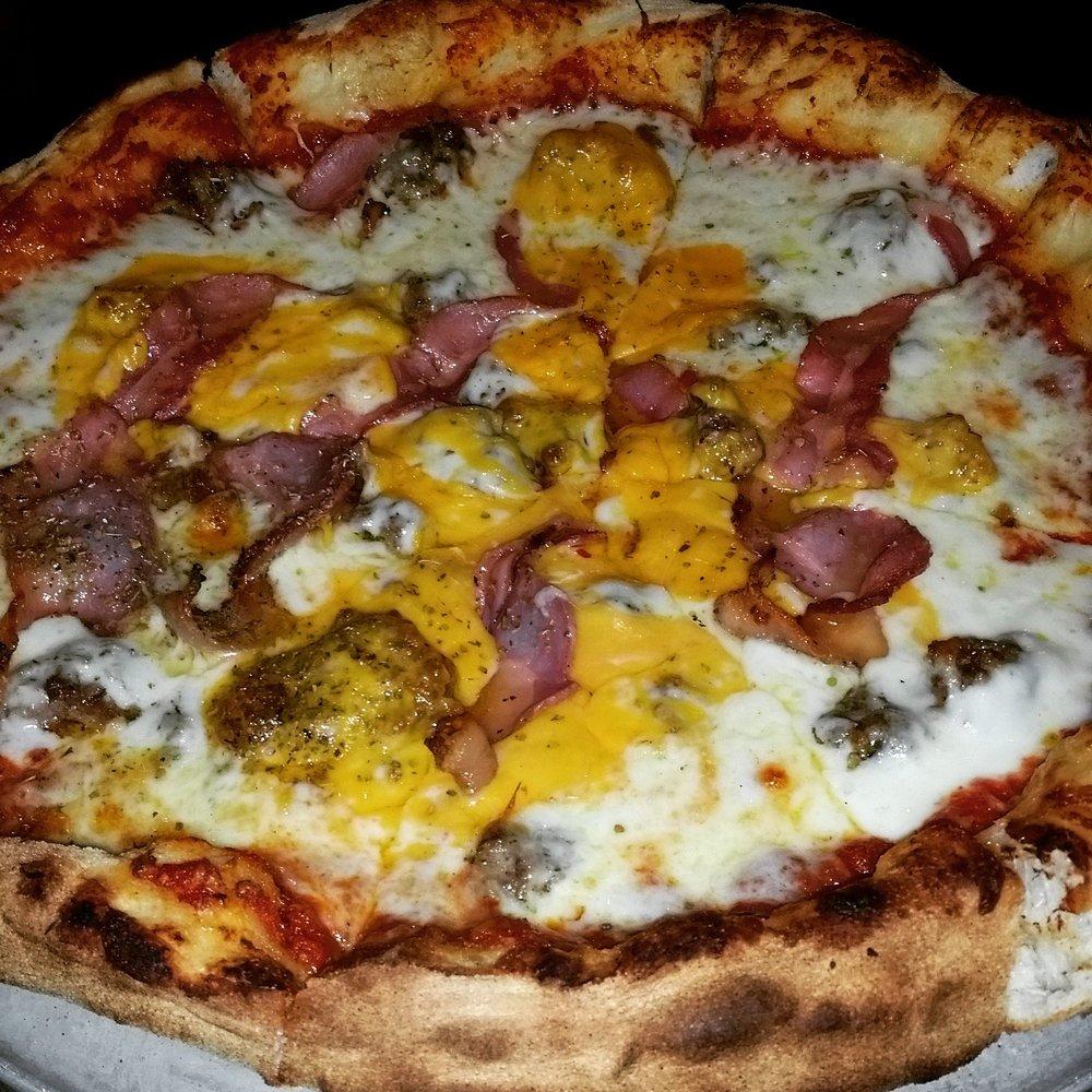 Bacon Cheeseburger Pizza