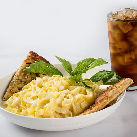 Kids Fettuccine Alfredo