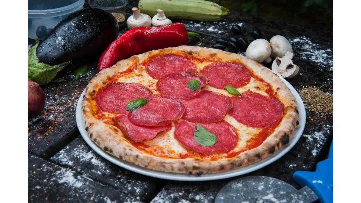 Pizza Salame