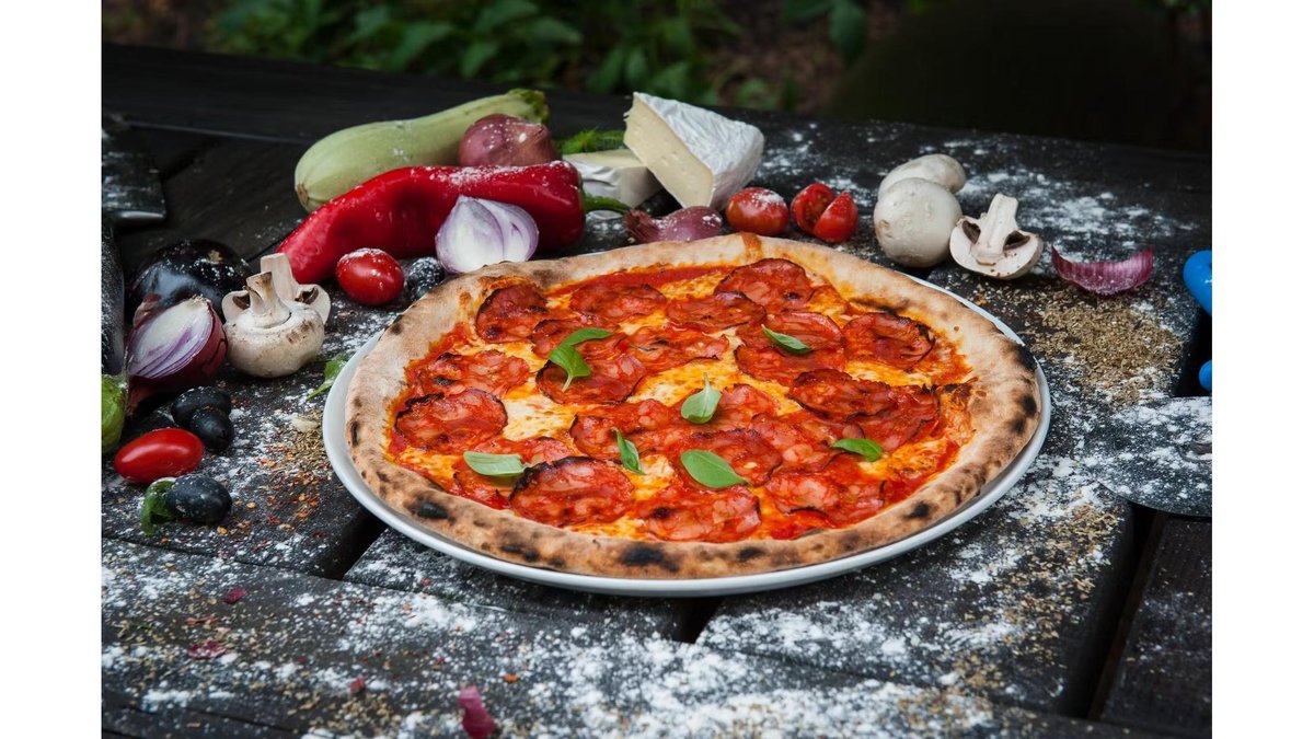 Pizza Salami Chorizo