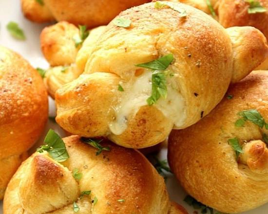 Stuffed Garlic Knots