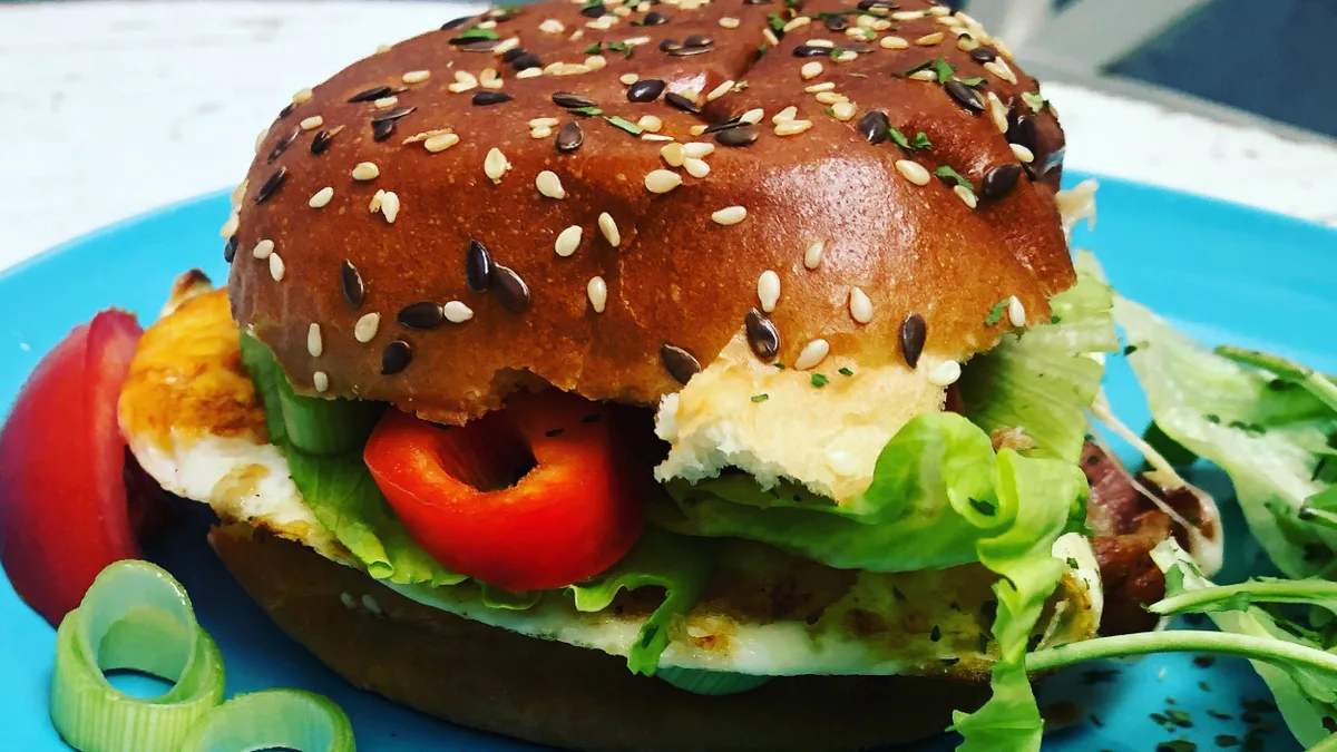 Burger a vegán csaj szerint