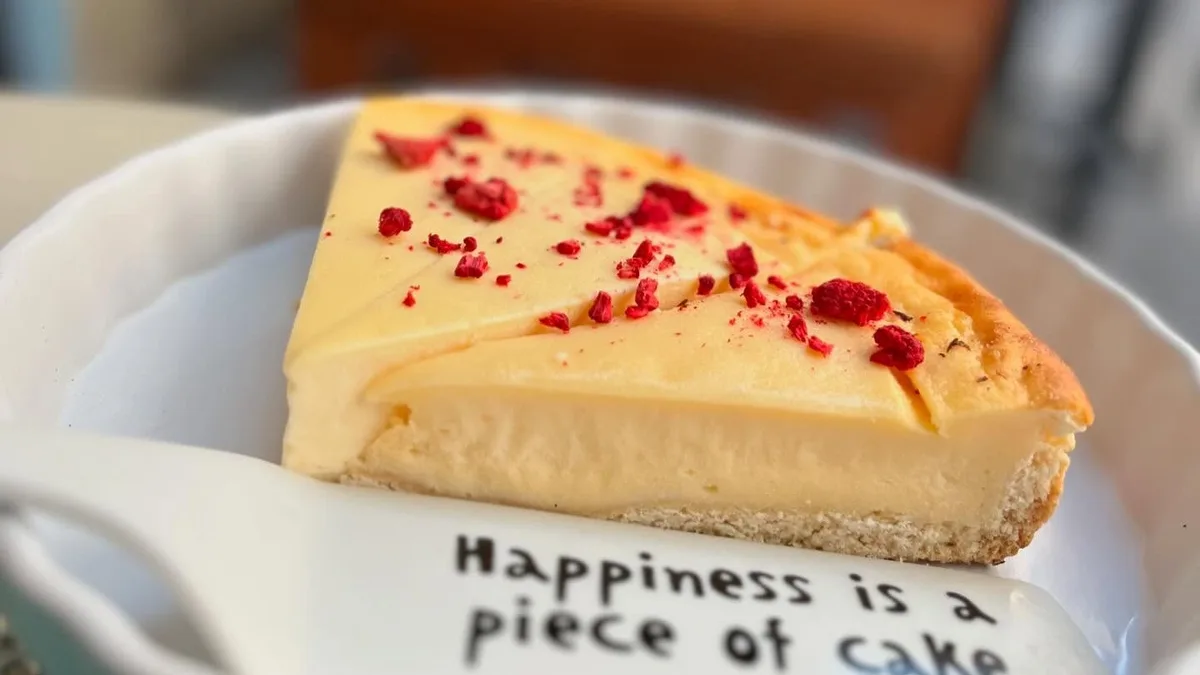 Sajttorta, 2 adag, gyümölcsökkel
