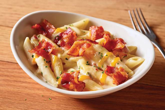 4-Cheese Mac and Cheese ¥
