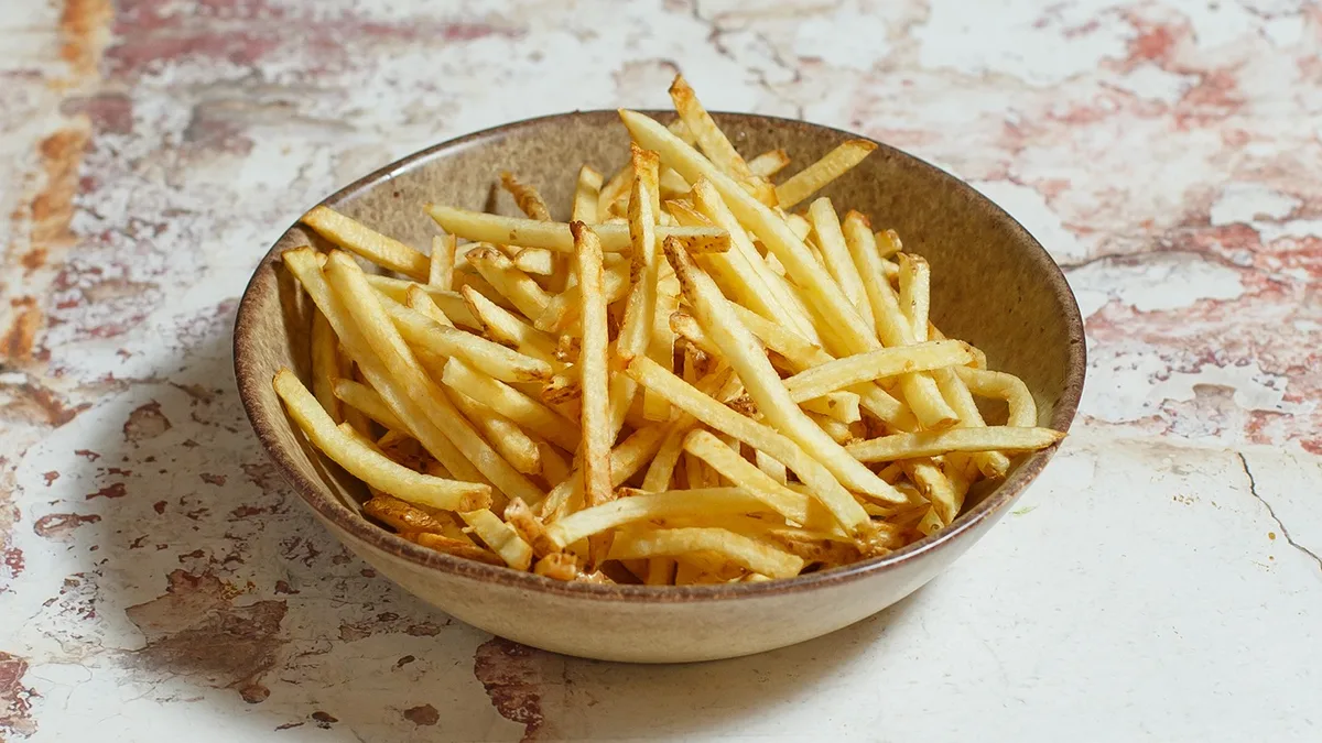 Fries (Fresh Shoestring French Fries)