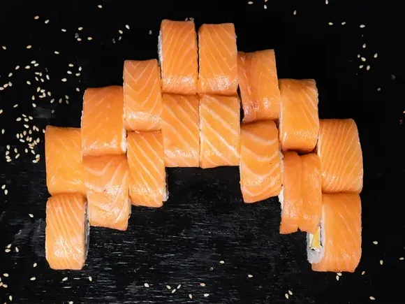 N10. Sushi set 16ks