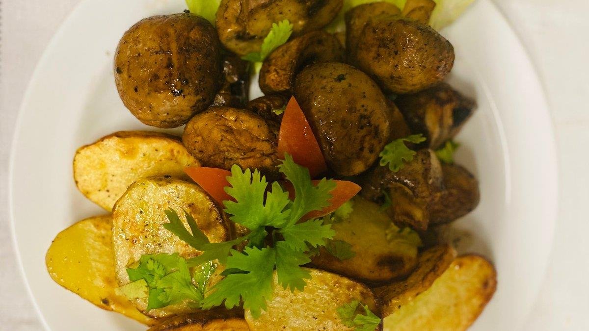 Grilované brambory s žampiony na grilu