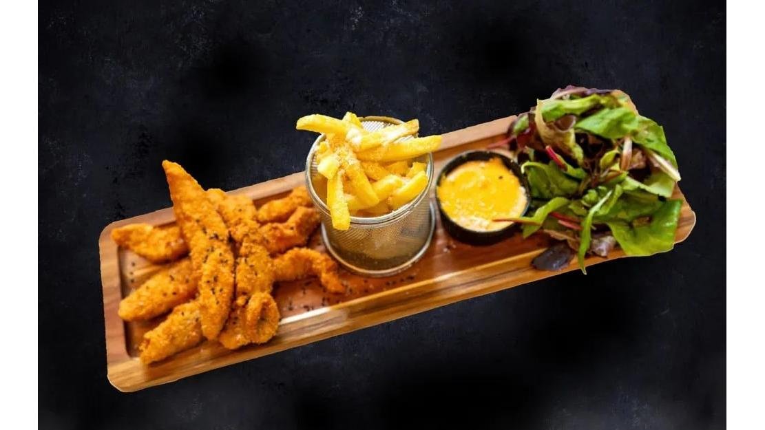 Crispy Strips + Cartofi