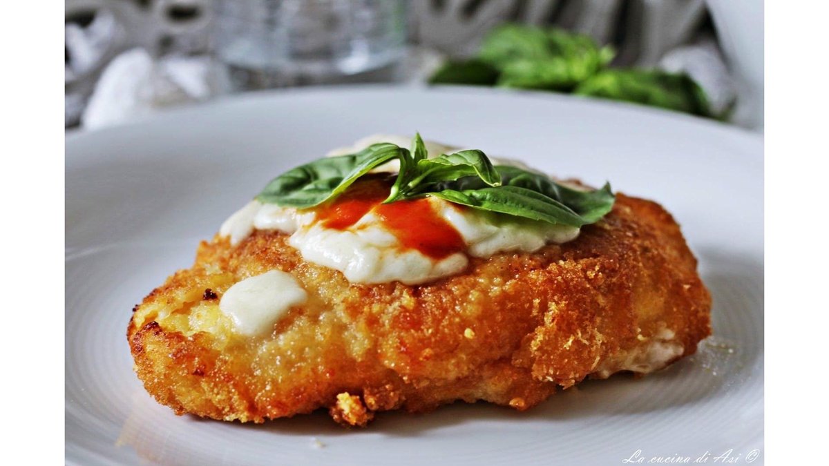 Pollo Parmeggiano + Cartofi