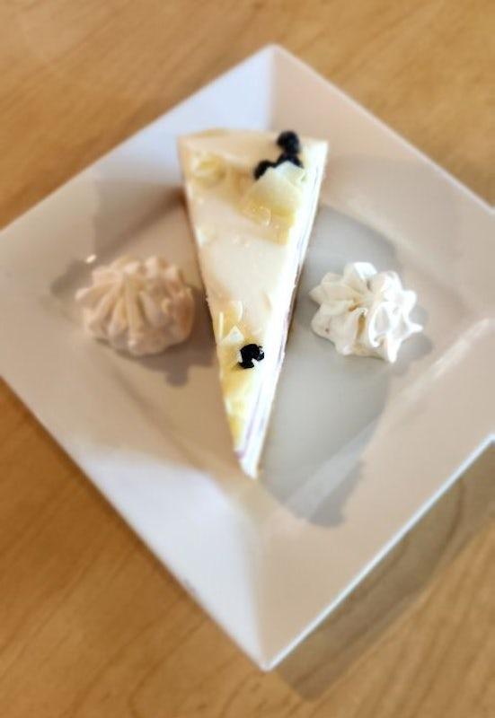 Blueberry Cobbler Cheesecake