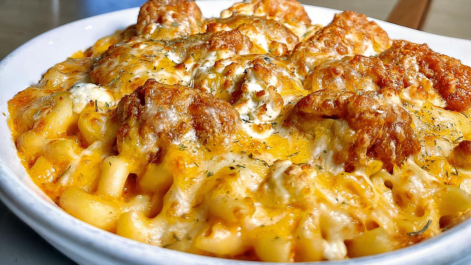 Buffalo Chicken Mac and Cheese