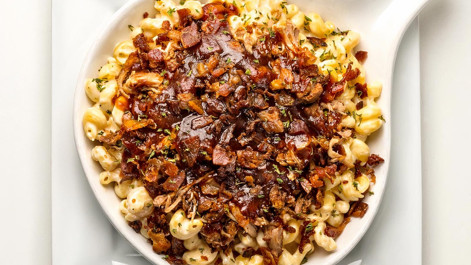 Pulled Pork N Bacon Mac N Cheese